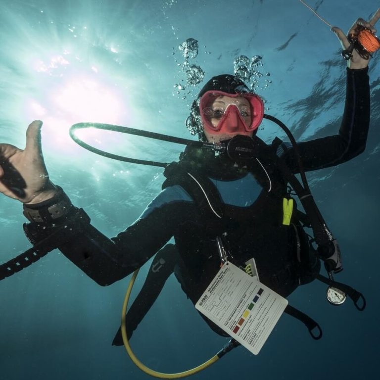 female padi instructor IDC The Go Pro Family