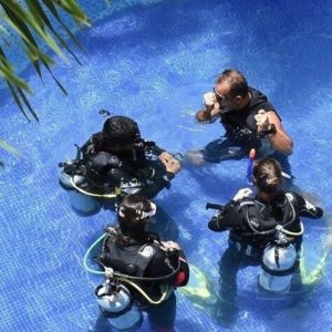 PADI IDC Staff Instructor course Mexico The GoPro Family